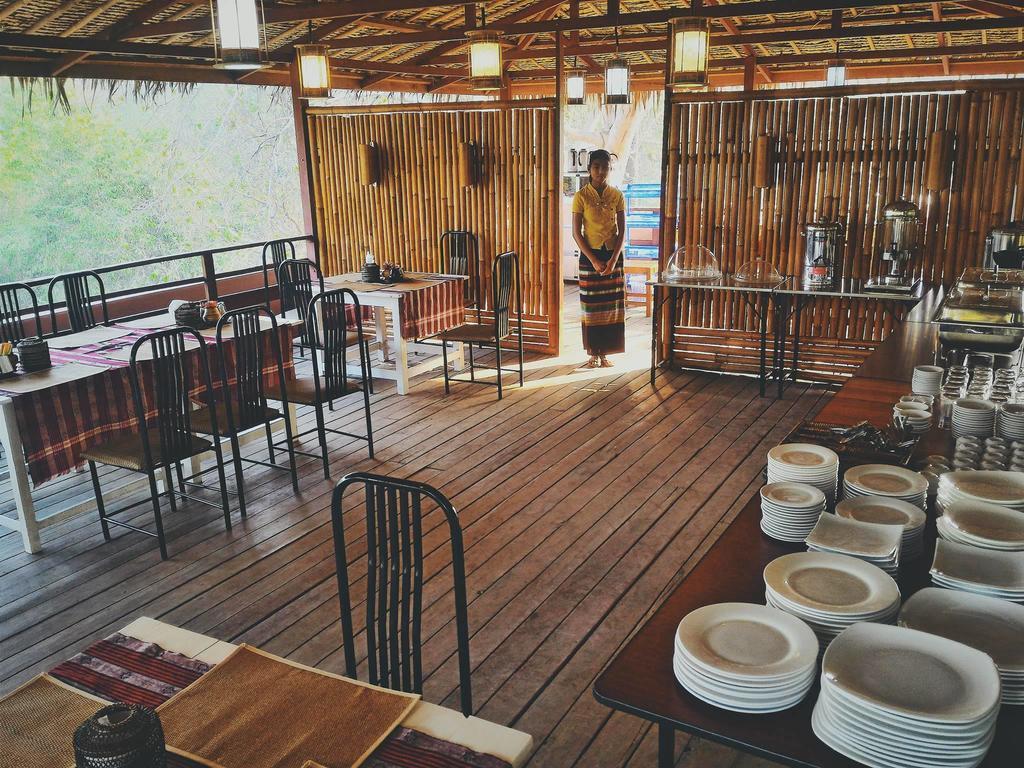 Six Stars Guest House Nyaung-U Eksteriør bilde